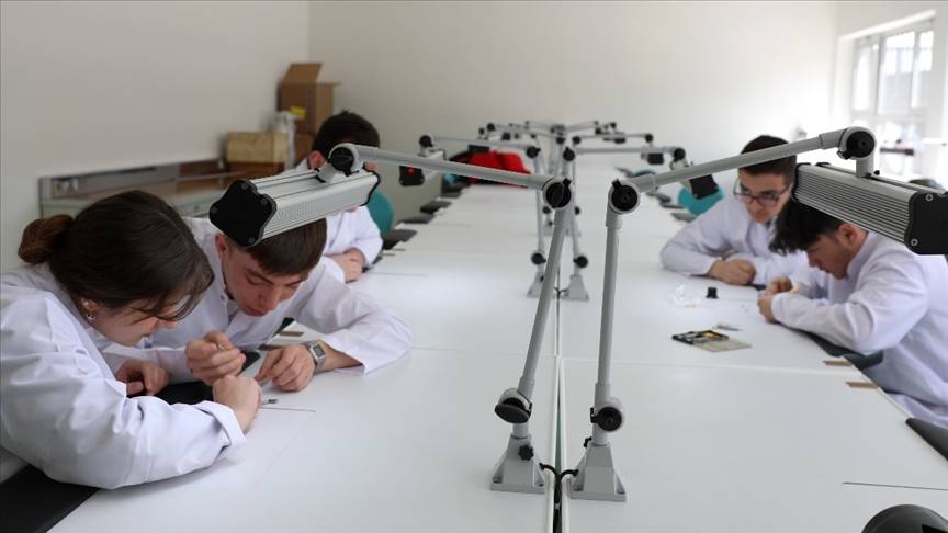 Günlük 1.100 TL kazanma fırsatı! 15-55 yaş arası herkes başvurabiliyor! 6